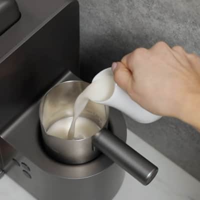 fill frothing pitcher